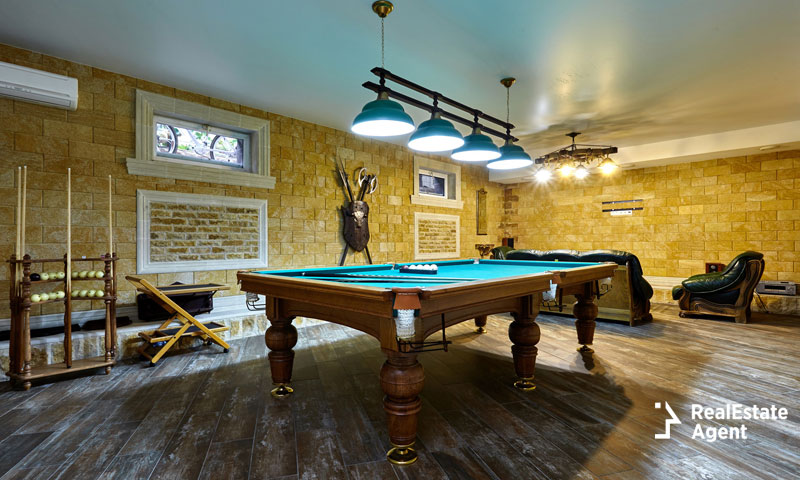 basement remodels pool table
