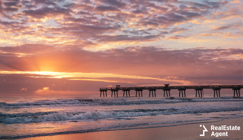 Sunset view of pier in Jacksonville Beach