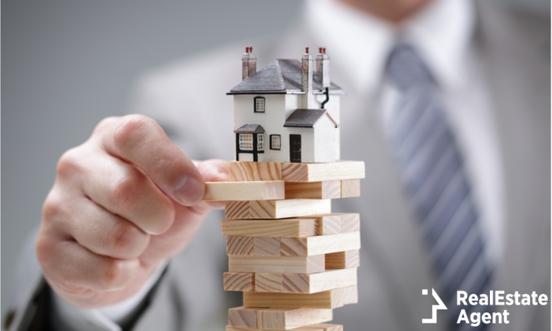 investment risk in real estate housing market