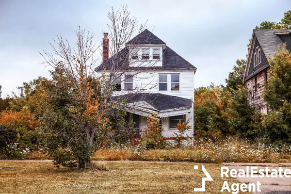 abandoned house detroit michigan