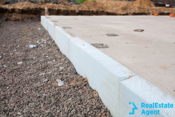 5 Signs Of House Foundation Problems
