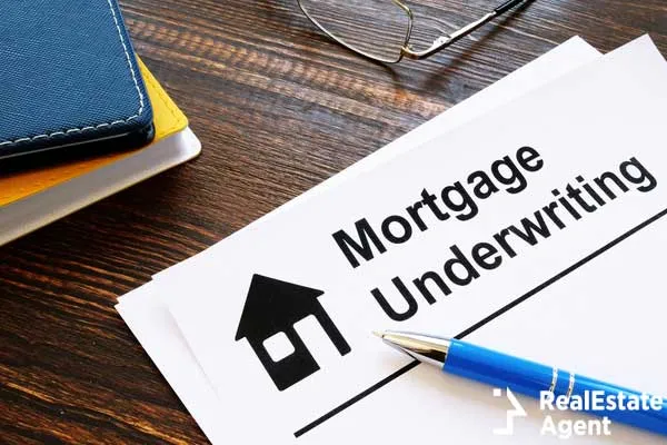 mortgage underwriting concept