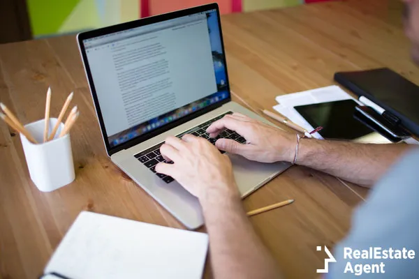 man business planning expert working on