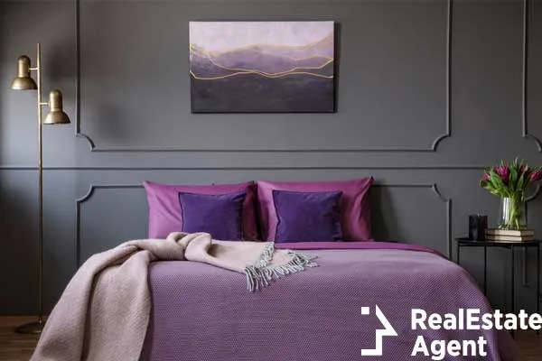 pink blanket violet bed elegant
