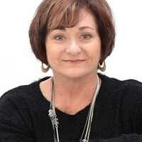Diana Spinelli Team real estate agent