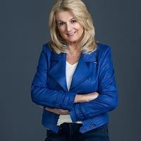 Christine Moore real estate agent