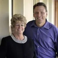 Dee Davey & Bob Goosmann, Broker