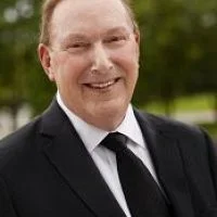 Barry Newman real estate agent
