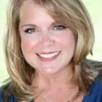 Becky Holt Brown real estate agent