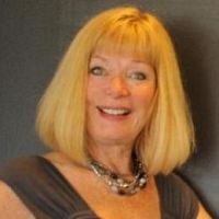 Sandy Stillman DiPasquale real estate agent