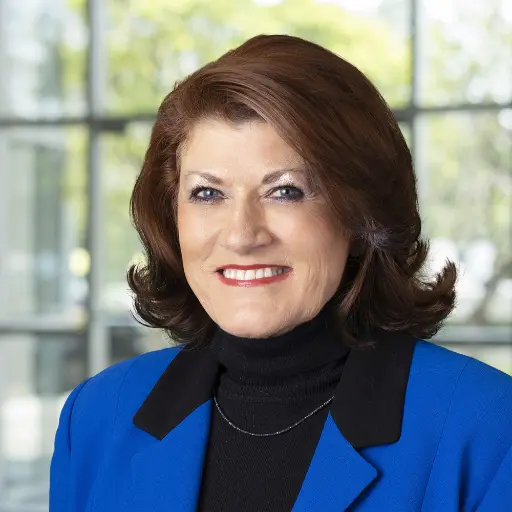 Denise Elliott real estate agent
