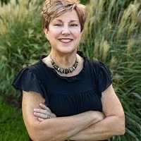 Vicki  Crunk Cain professional photo