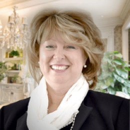 Lynne S.  Farrington real estate agent