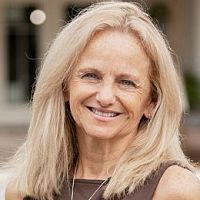Linda  Liederbach real estate agent
