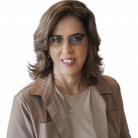 Jenny Caceres real estate agent