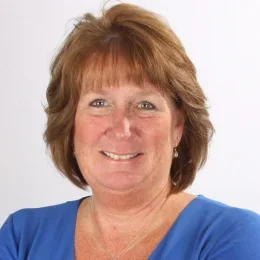 Theresa  Ryan-D'Amaro real estate agent