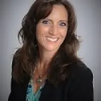 Kim Andrews real estate agent