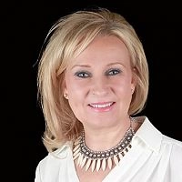 Violet Wojtaszek real estate agent