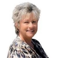 Deborah Randazzo real estate agent