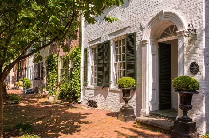 Historic houses on Queen Street in Old Town - Alexandria VA