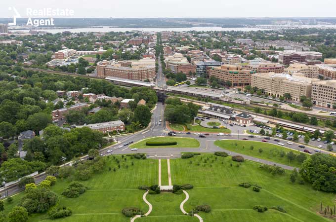 skyline of Alexandria VA