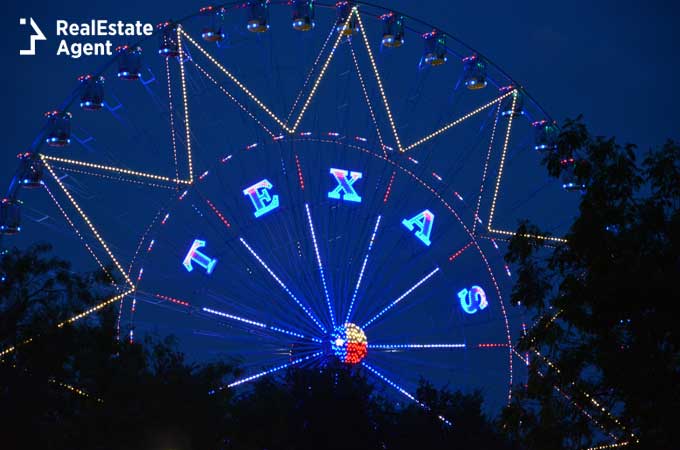 Dallas TX Ferris wheel image at night