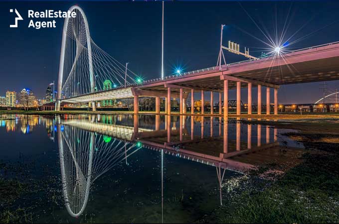 Margaret Hun Hill bridge image from Dallas Texas