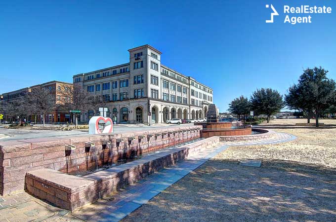 renovated water fountain from Frisco downtown