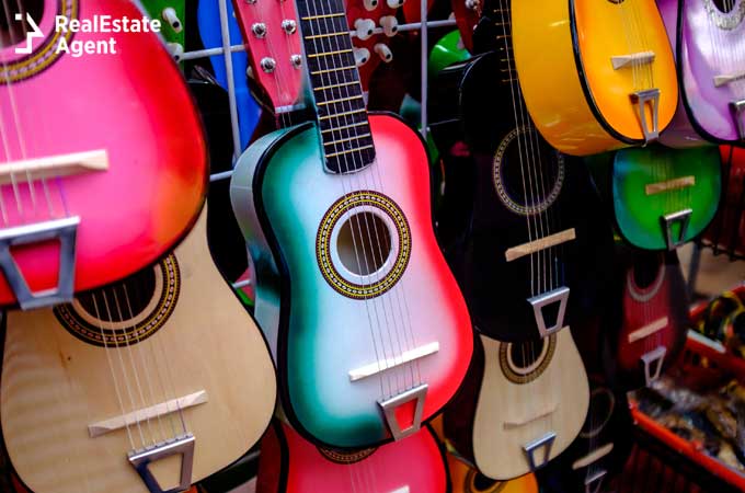 Guitars souvenir shop from San Antonio texas