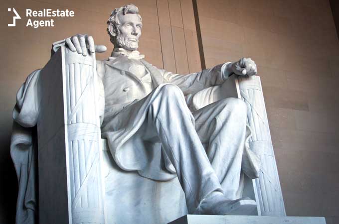 Abraham Lincoln Monument in Washington DC