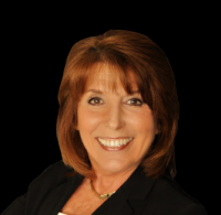 Elaine Fine real estate agent