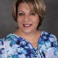Nora Jean Malan real estate agent