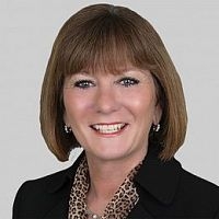 Denise Mortenson real estate agent