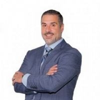 Michael Akkus real estate agent