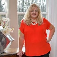 Lori Thurman real estate agent